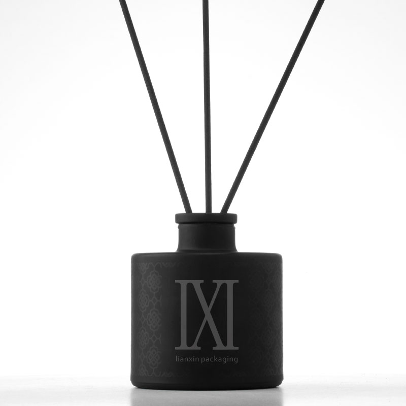 matte black reed diffuser bottles