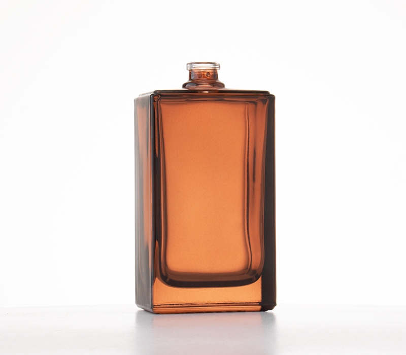 external spraying perfume bottle