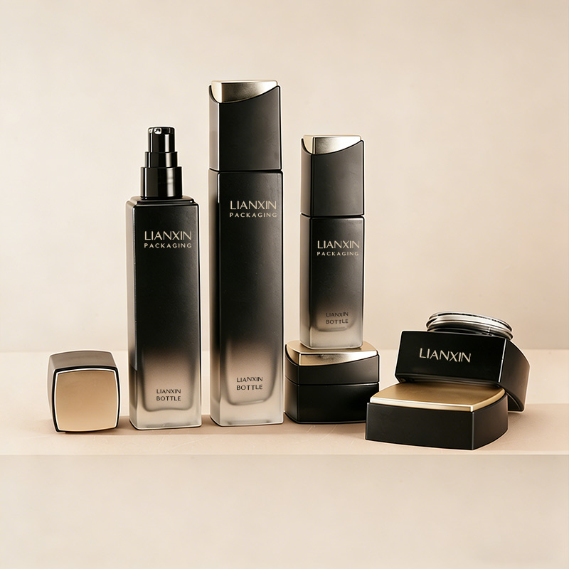 spray cosmetic bottles