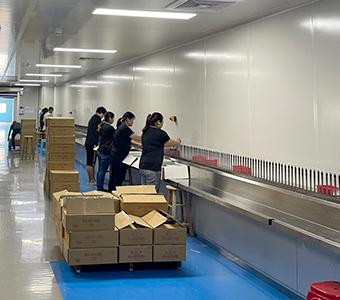 glass bottle workshop