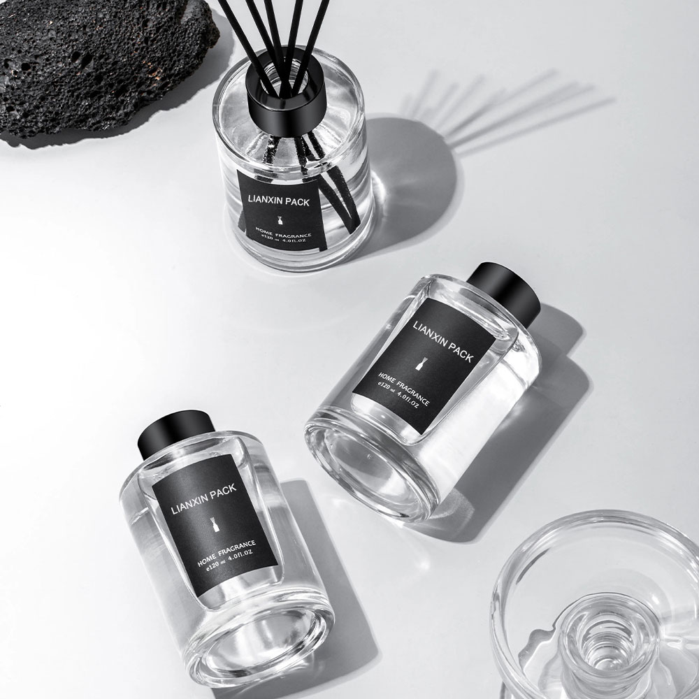 cylinder empty diffuser bottles with black caps