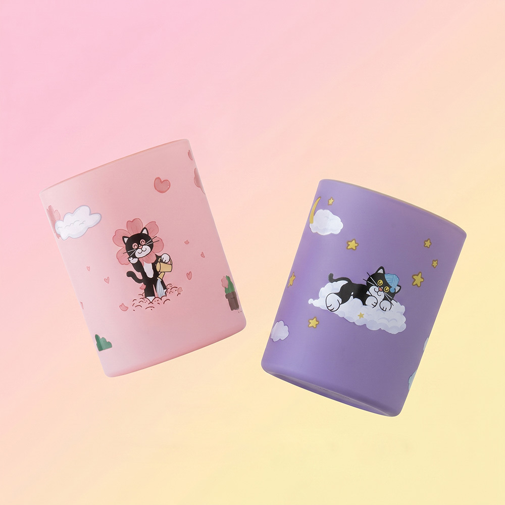 Floating 140ml cat illustrated pink and purple candle jars