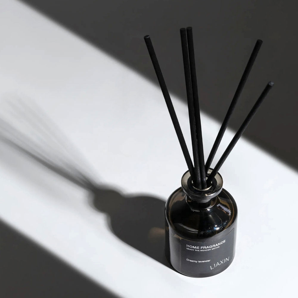 black glass reed diffuser bottles with sticks 250ml
