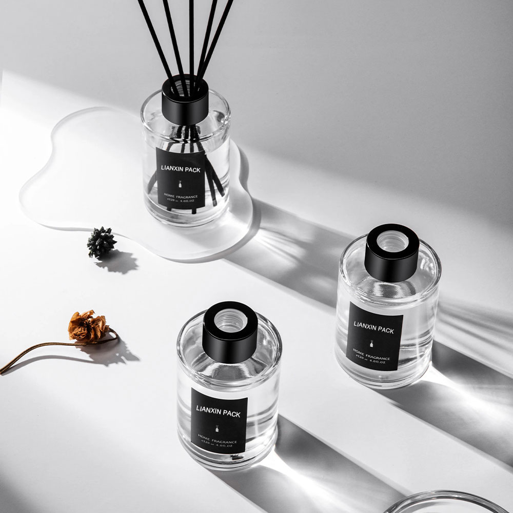 Empty Reed Diffuser Bottles with Black Caps