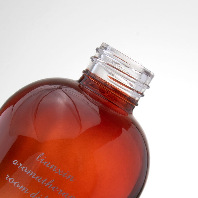 Luxury Gradient Amber Glass Reed Diffuser Bottle details