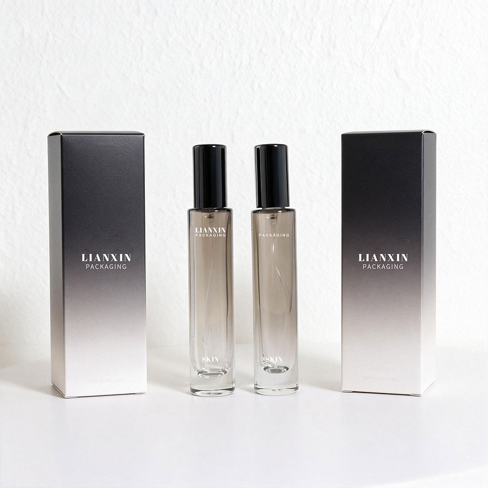 15ml glass perfume sample bottle with black cap and gradient packaging box