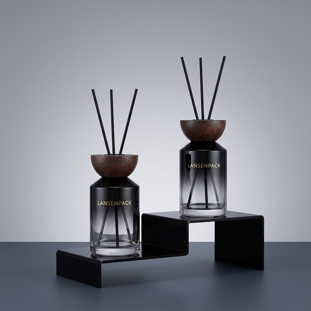 200ml Smoky Black Gradient Glass Reed Diffuser Bottle with Wooden Cap 2 two 200ml gradient black glass reed diffuser bottles with wooden bowl caps and black reeds
