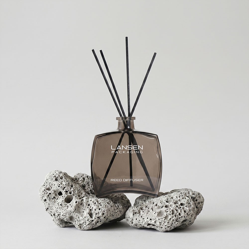 Square Glass Reed Diffuser Bottle 100ml 200ml 500ml 2 smoky grey square glass reed diffuser bottle with black reed sticks