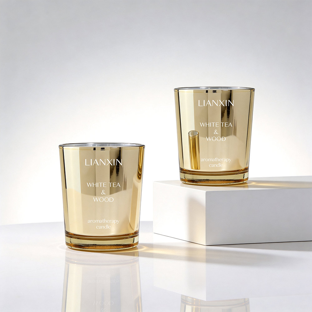 95ml Metallic Gold Glass Candle Jar with Custom Packaging 4 Two reflective gold 95ml glass candle jars for scented candles